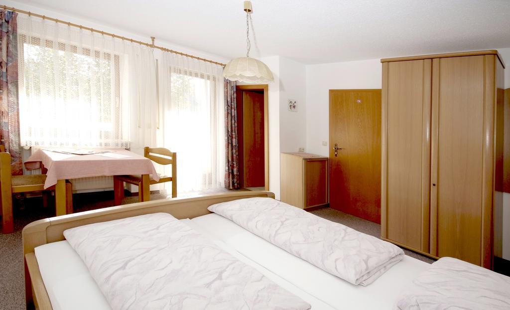 Pension Schwaiger Bad Gogging Ruang foto